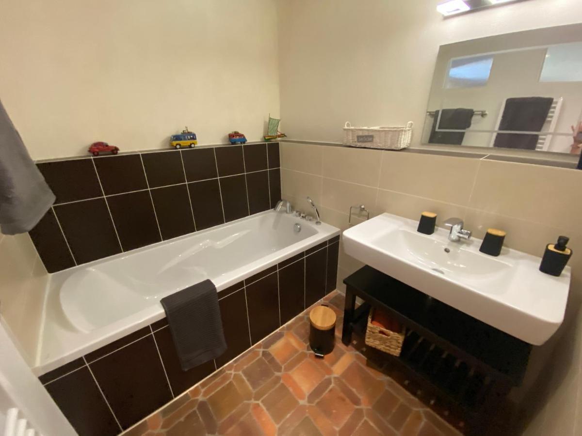 Les Loges De Yoff Bed and Breakfast Ambon Εξωτερικό φωτογραφία